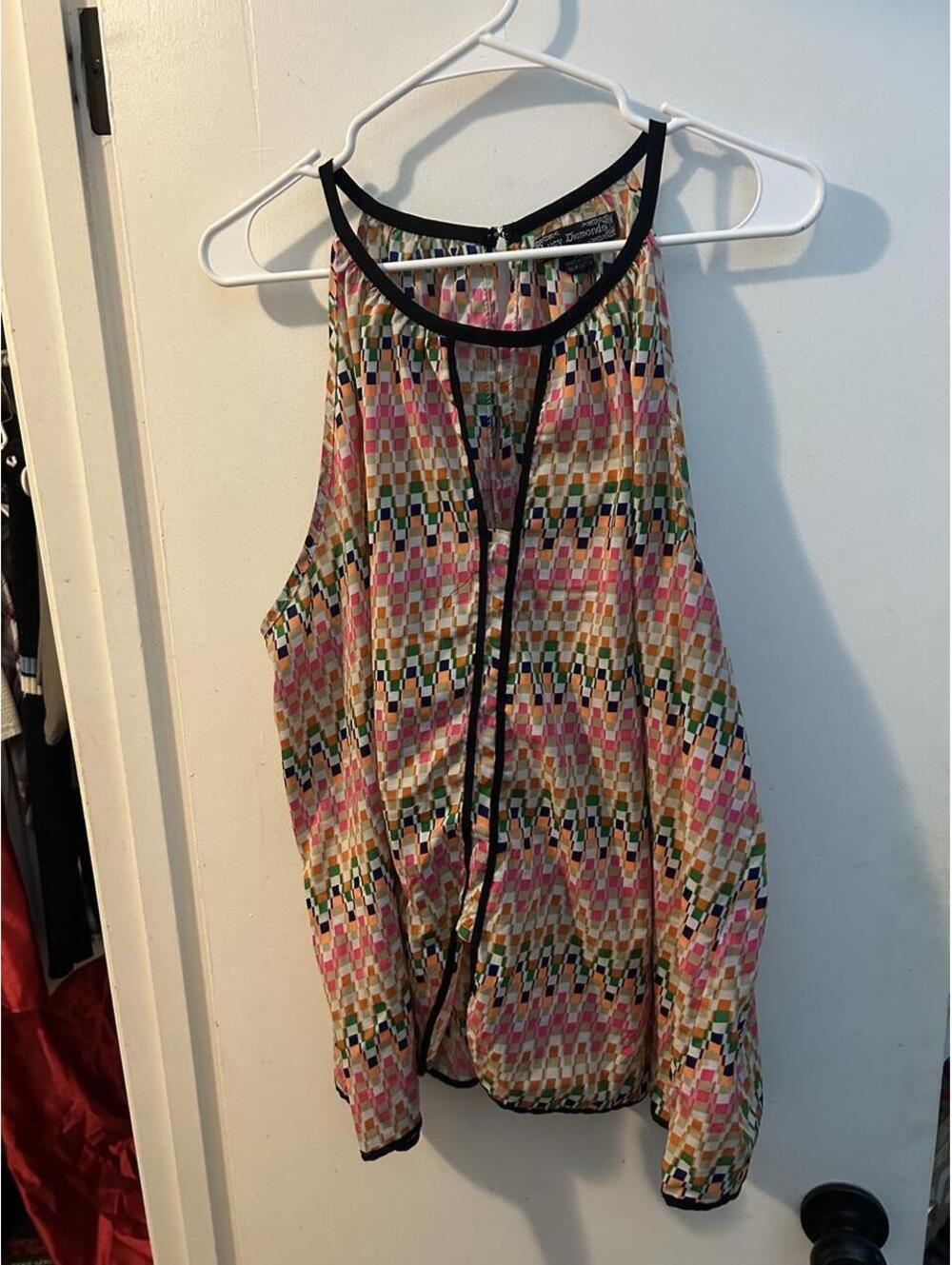Lucy Diamonds multicolored geometric patterned tank top in size 3X